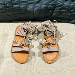 Adorable Dolce vita gladiator sandals! Brand new!